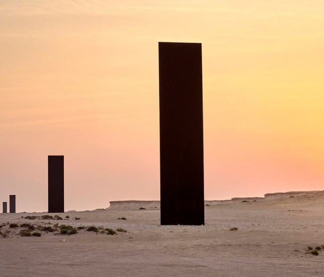 West-East_ by Richard Serra.png