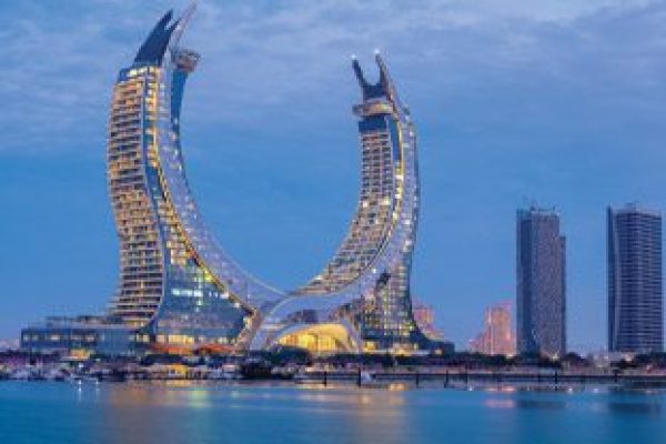 Doha Transit Layover Tour – Airport Pickup & Drop-off