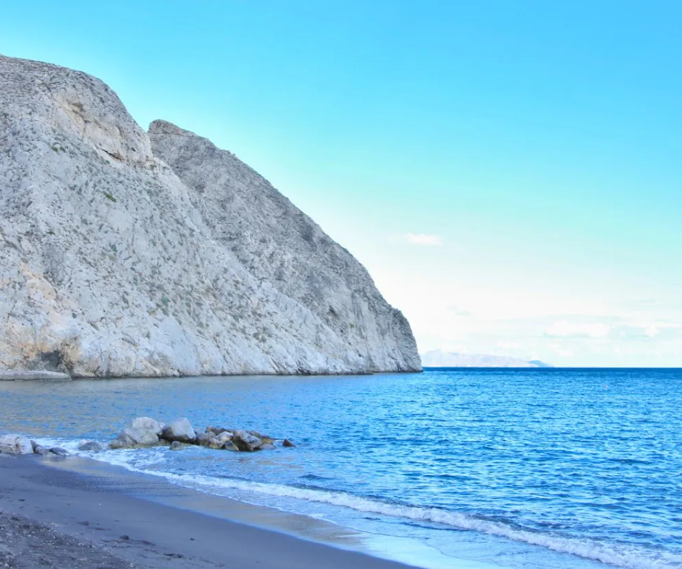 Hidden Beaches & Coastal Escapes